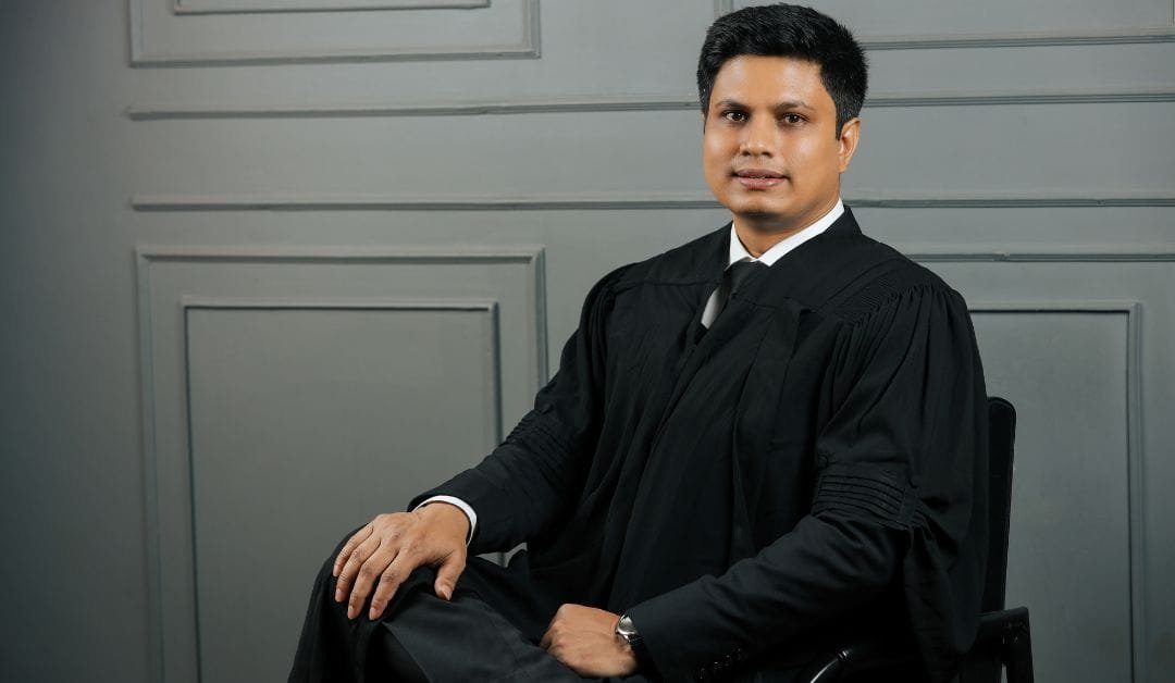 Understanding the Role of a Civil Litigation Lawyer